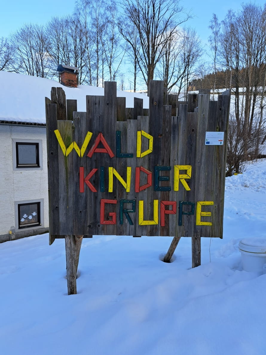 Schild der Waldkindergruppe