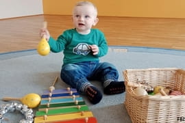 Eltern-Kind-Gruppe Baby - Musikus